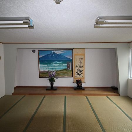 Ryokan Saihokutei Rishirifuji Exterior photo
